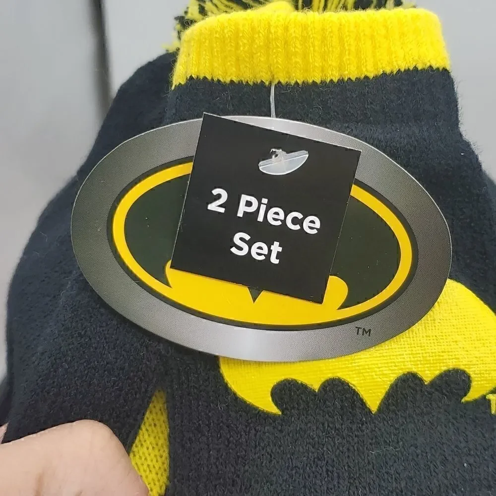 Berkshire Little Boys or Girls Batman Hat & Gloves Set